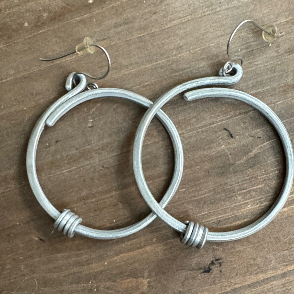 Women's Silver Hoop Earrings with Wrapped Accent